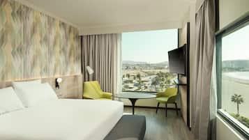 Minibar, in-room safe, desk, laptop workspace