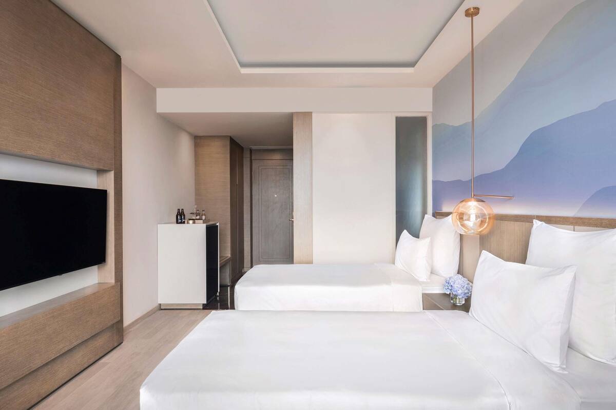 minibar, in-room safe, desk, soundproofing