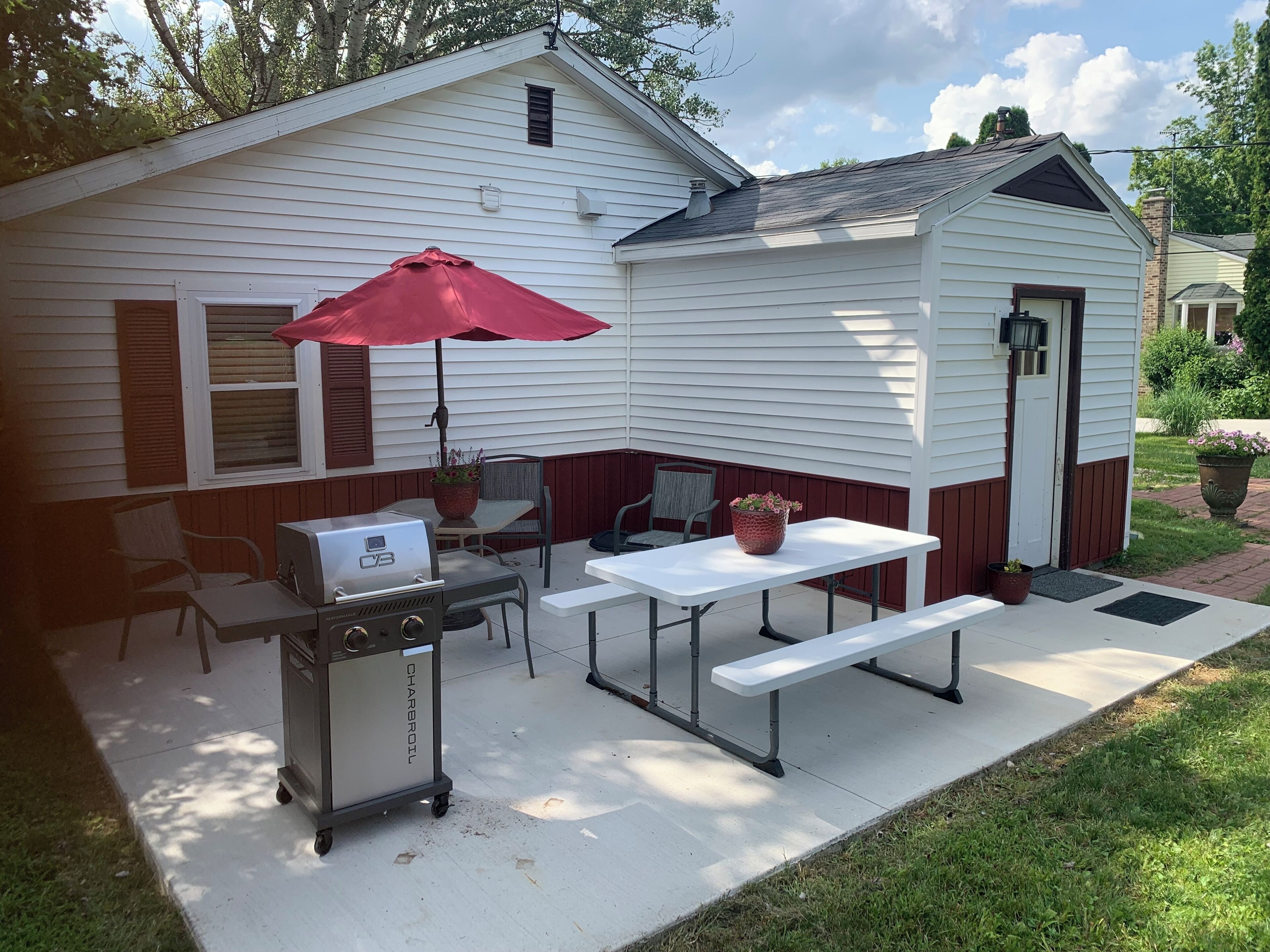 屋外ダイニングエリア