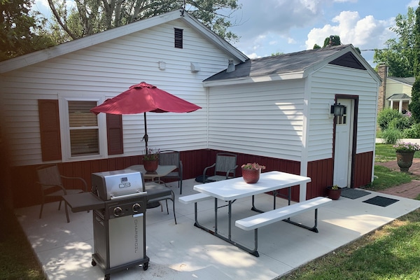 屋外ダイニングエリア