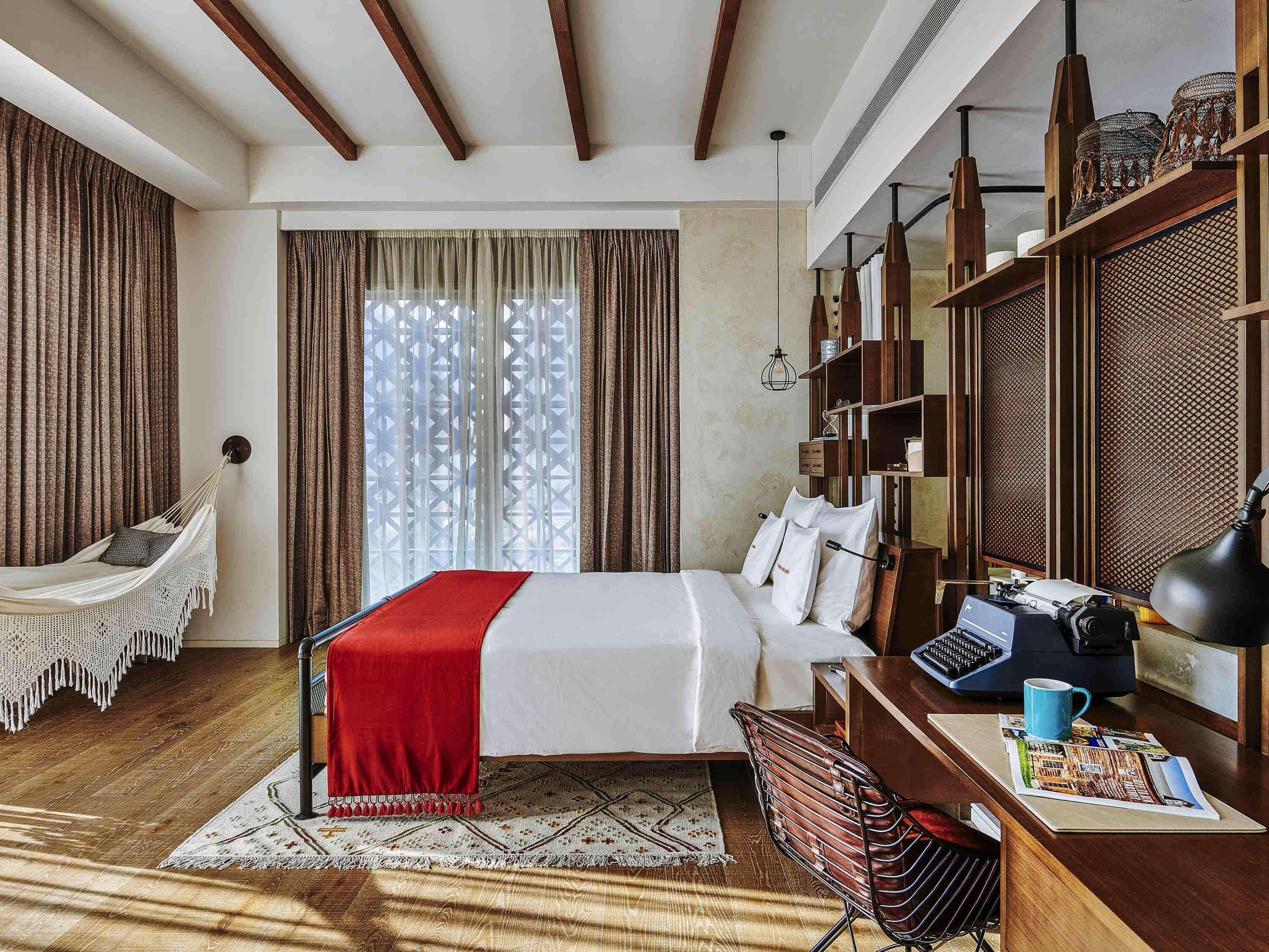 Large Farmstay Suite | Premium bedding, free minibar, in-room safe, individually decorated