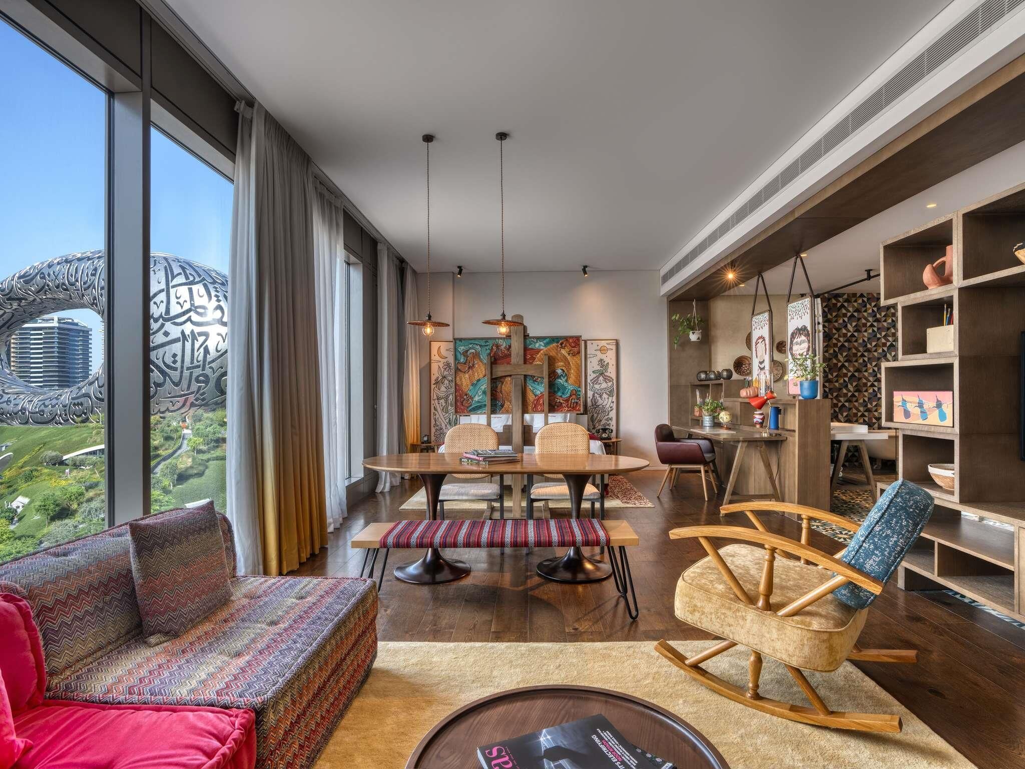 Suite (Artist Village)