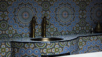 Salas de tratamiento para parejas, sauna y baño de vapor