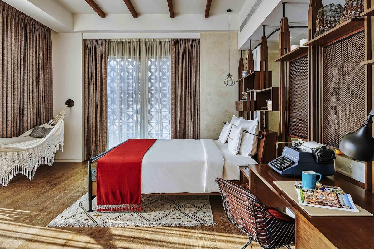 Large Farmstay Suite | Premium bedding, free minibar, in-room safe, individually decorated