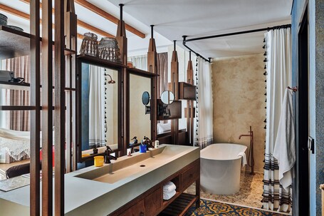 25hours Hotel Dubai One Central - Image 17