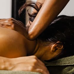 Couples treatment rooms, sauna, steam room, body treatments