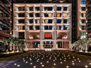 Exterior - 25hours Hotel Dubai One Central (Dubai)