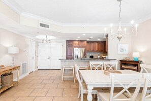 Dining - P4-1403 2B Island View - Let's make Memories! (Pensacola Beach)