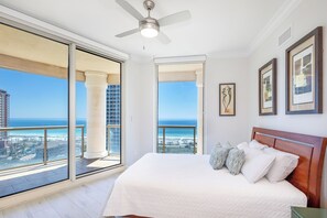 3 quartos, ferros/tábuas de passar roupa, Wi-Fi, roupa de cama