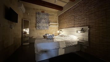 Apartment | 1 bilik tidur, seterika/papan seterika, Wi-fi percuma, cadar katil