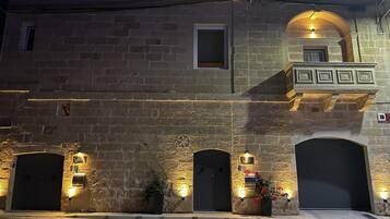 Apartment | Bahagian luar