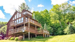 Casa (Quitin` Time) | Fachada