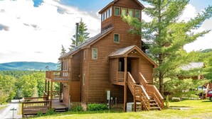 Casa (Quitin` Time) | Fachada