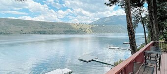 Stunning lake house with private dock
