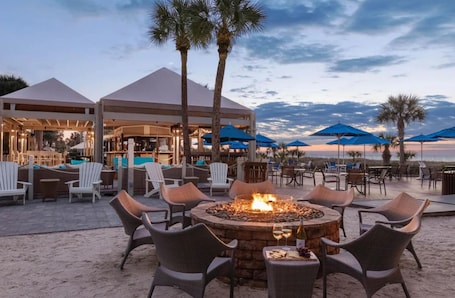 室外用餐. Close to Beach - 2 Bedroom - Marriott's Grande Ocean - Full Resort Access