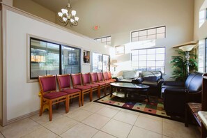 Interior - Palace Inn Baytown Spur TX-330 (Baytown)