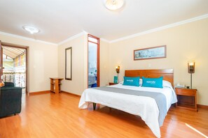 Literie hypoallergénique, Wi-Fi gratuit, draps fournis