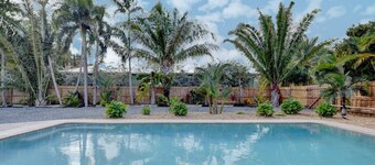 Bliss Near Beach w/ Guest House + Salt Heated Pool