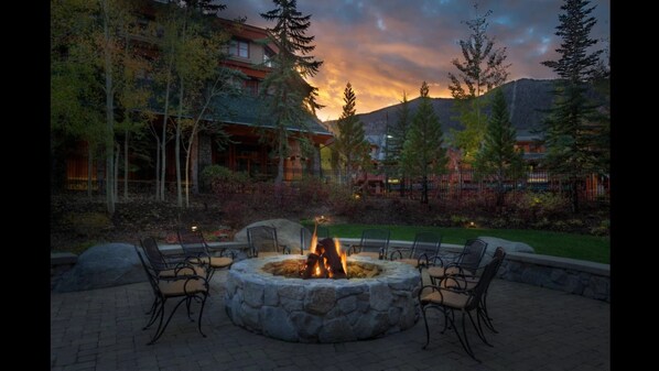 Property grounds - Studio - Located within Marriott's Grand Residence Club, Lake Tahoe - Full Resort Access (South Lake Tahoe)