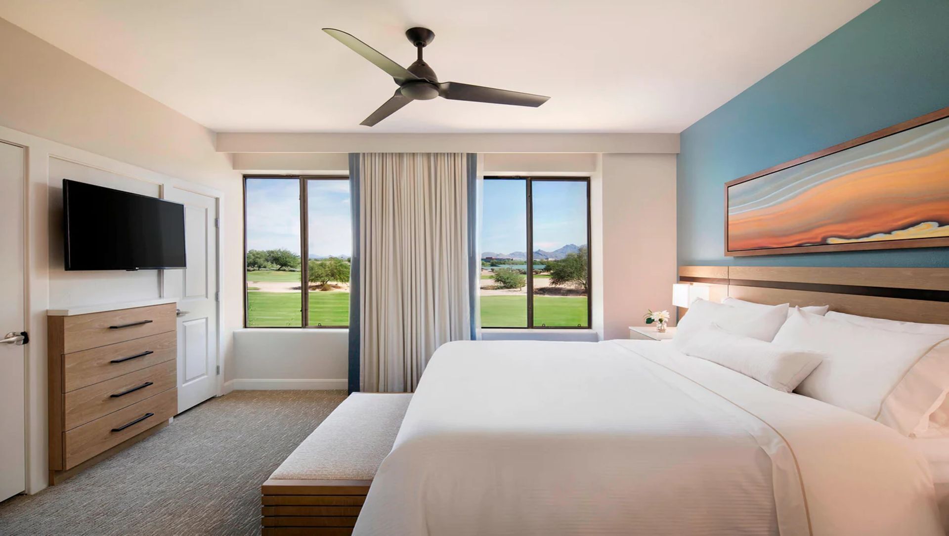 2 bedrooms, internet, bed sheets