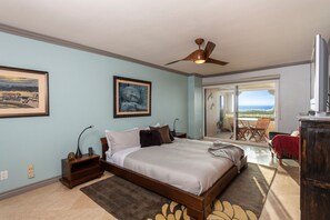 3 quartos, escrivaninha, ferros/tábuas de passar roupa