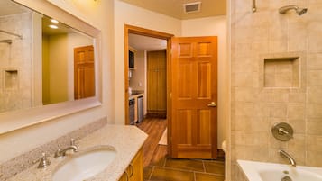 Hårtørrer, håndklæder