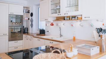 Fridge, microwave, oven, dishwasher