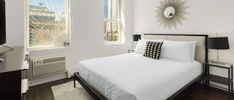 2 bedrooms, iron/ironing board, free WiFi