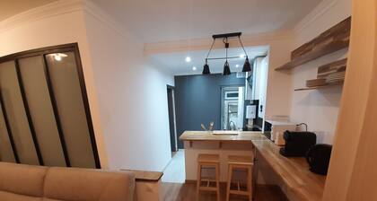 2-room apartment, near RER, bus and castle