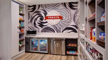 Snack bar