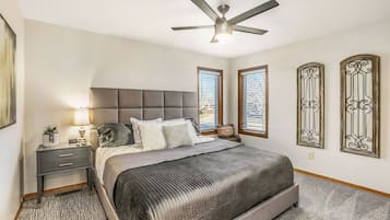 4 chambres, fer et planche Ă  repasser, lit parapluie, Wi-Fi gratuit