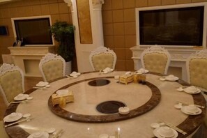 Restaurant - Suofeike Hotel (Pinghe)