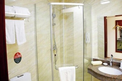 Greentree Inn Anhui Wuhu Wuwei Chaowu Ximen Express Hotel