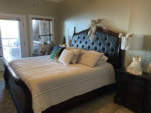 8 bedrooms, iron/ironing board, travel cot, free WiFi - Luxury Home (Hartwell)