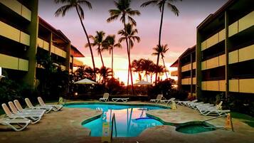 Outdoor pool, a heated pool
