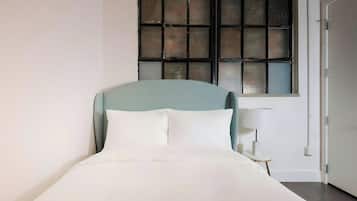 Apartment, 4 Bedrooms | Individually furnished, free cots/infant beds