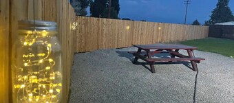 Shabby Chic Style Home - Unit A