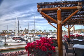 Marina - Seaview Apt up to 8 ppl in the Most Luxury area of La Paz (La Paz)