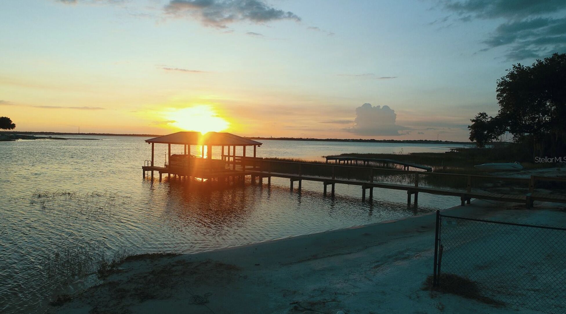 Family-friendly lakefront paradise near Disney and LegoLand.