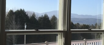 Spectacular views and close to three ski areas; Stowe, Smuggler’s and Jay Peak.