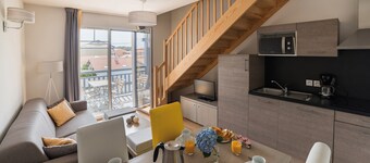 Appart Lumineux avec Balcon | Accès Piscine