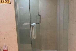 Bathroom - Jinyuan Hotel (Hui County)