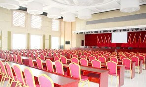 Meeting facility - Jinyuan Hotel (Hui County)