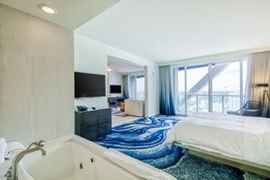 2 bedrooms, iron/ironing board, WiFi, bed sheets - 18th Floor, Snowbird-Friendly Condo with Shared Pool, Ocean View, and Fast WiFi (Fort Lauderdale)