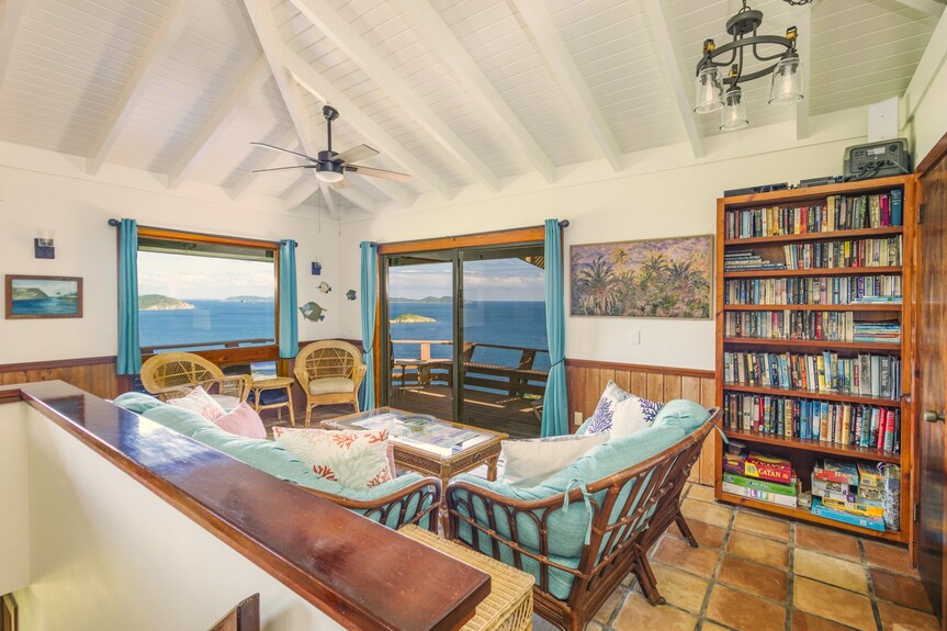 Breathtaking Ocean Views From Every Room - Horizons Cottage - Saint John
