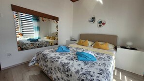 1 bedroom, free WiFi, bed sheets - Apartment Potnar Z with Balcony (Malinska)