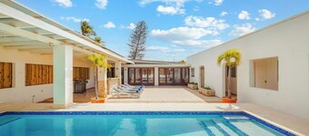 Villa Allegra ~ Family Vacation Home w/ Pool & BBQ