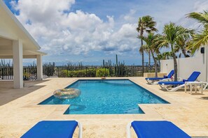 Pool - Breathtaking Views 2BR3BA Private Pool Large Space (Noord)