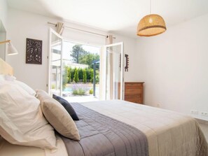 3 Schlafzimmer, Schreibtisch, Internetzugang