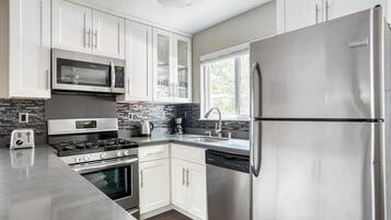 Fridge, microwave, oven, dishwasher